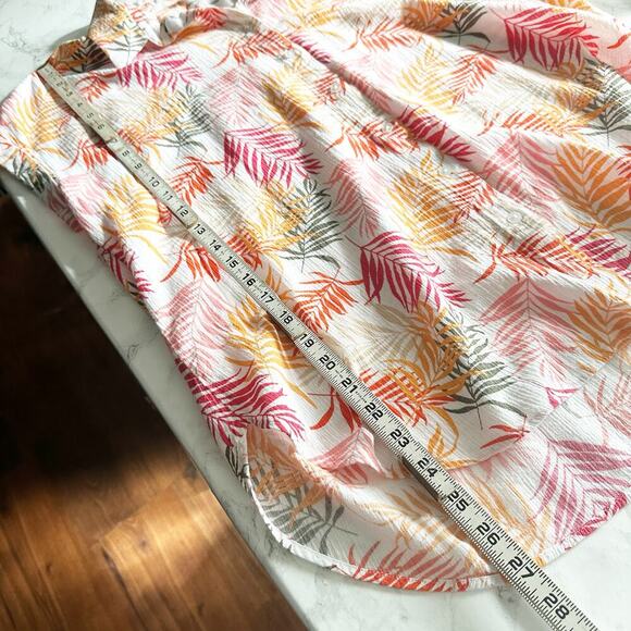 LOFT 100% cotton cap sleeve button down palm leaf top women's size large - Picture 8 of 9